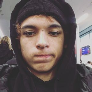 Meet your Posher, Simon